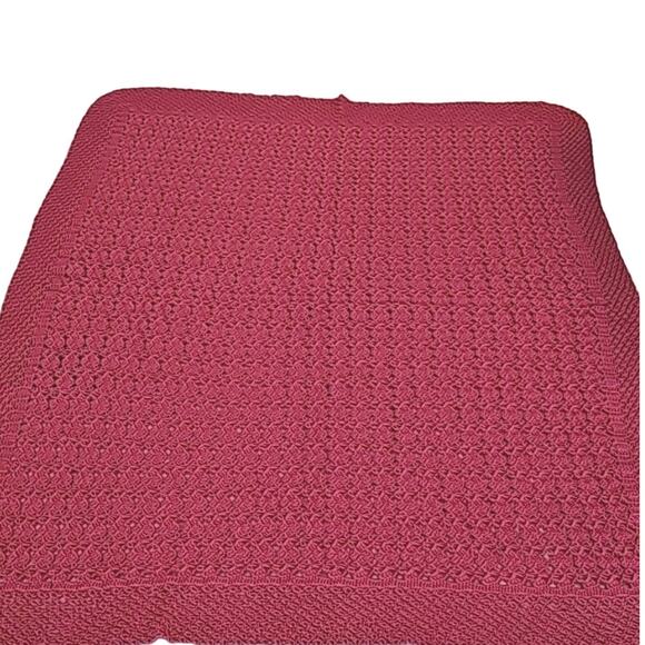 Beautiful Hand Crafted Crochet Afgan Rose Color Nice Pattern Queen 70" x 62" - Picture 1 of 7
